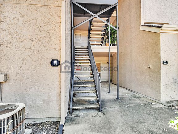 4th image of 10855 Meadowglen Ln APT 854