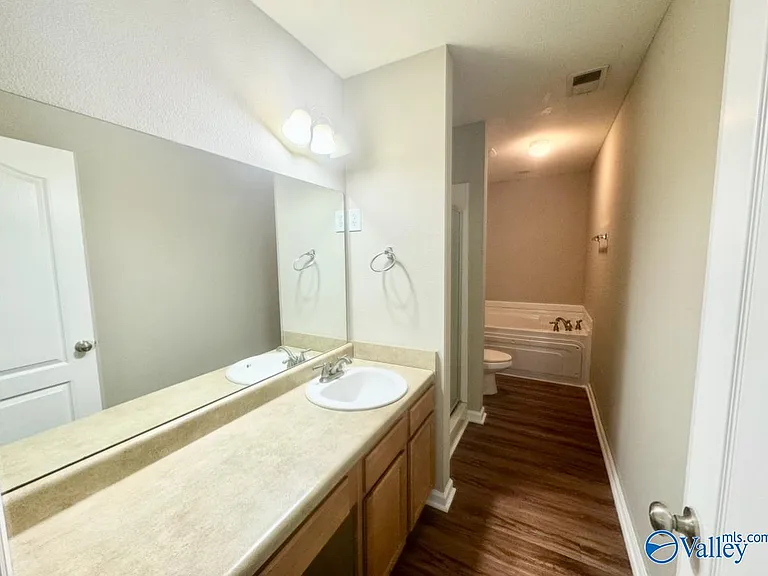 142 Vancouver Rd — Photo 10