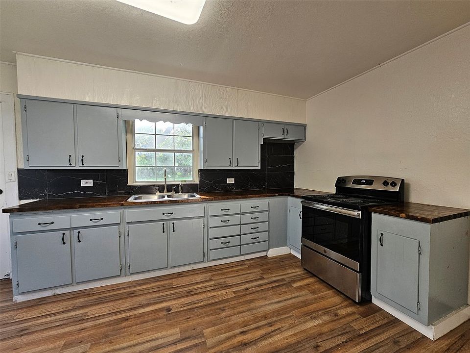 904 SW 4th Ave, Mineral Wells, TX 76067 MLS 20285536 Zillow