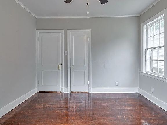 3rd image of 1034 Stonewall St