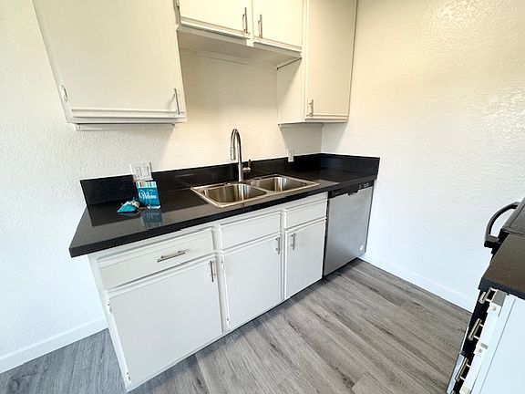 5th image of 8602 Chapman Ave APT 22