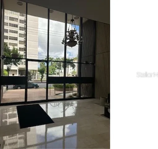 1 bed, 1.0 bath, 795 sqft, $2,000 — Photo 2