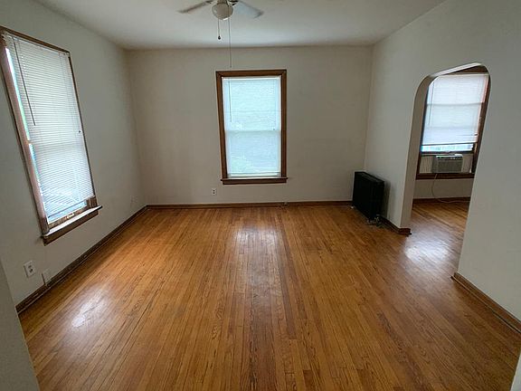 2nd image of 705 W Washington St #3C