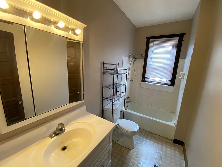 1236 Neil Ave — Photo 18