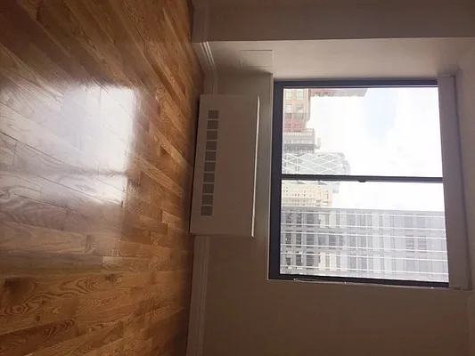 Rented by Stonehenge NYC LLC | media 33