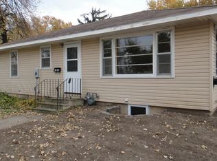 1208 5th Ave NE, Austin, MN 55912