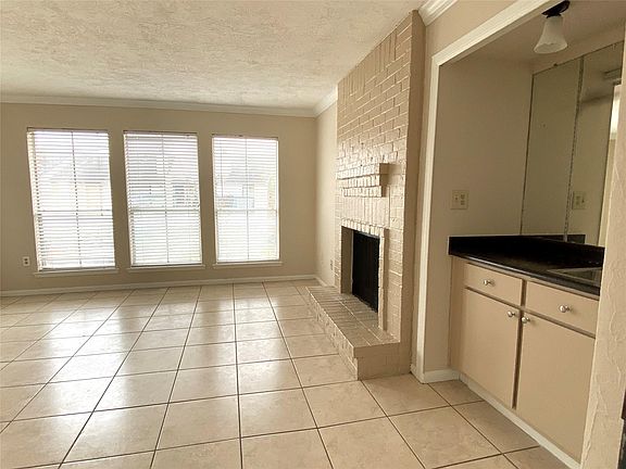 3rd image of 250 El Dorado Blvd APT 232