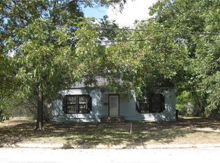 1418 W Park Ave, Corsicana, TX 75110