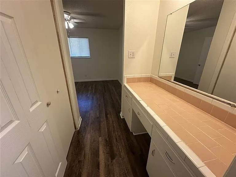 222 S Church St — Photo 11