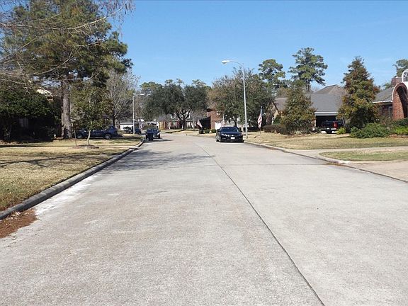 5th image of 16303 Doverton Ln