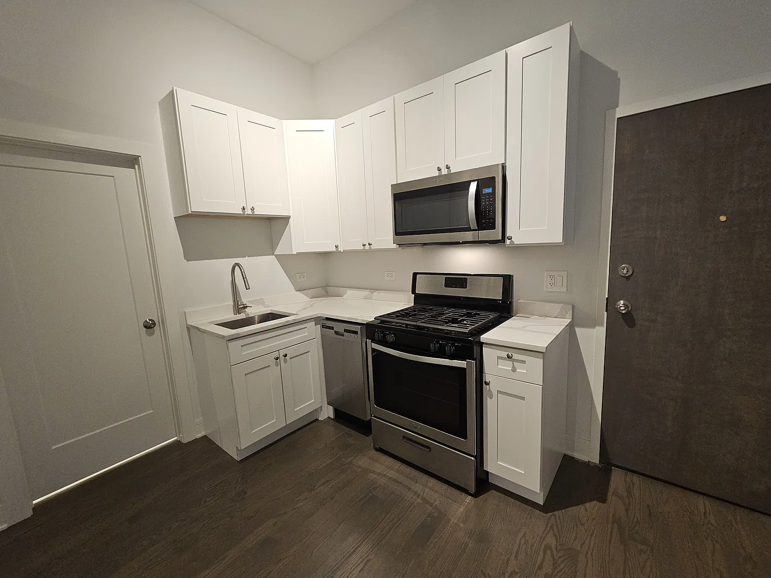 1 bed, 1.0 bath, $2,595 — Photo 4