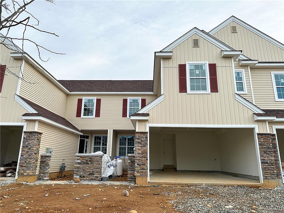 1st image of 927 Iron Ln #45