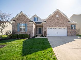 7713 Imperial Eagle Dr, Zionsville, IN 46077