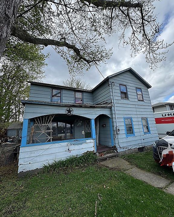1st image of 770 S Main St
