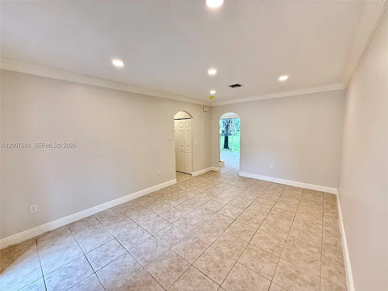 2674 SW 84th Ter #102 — Photo 8