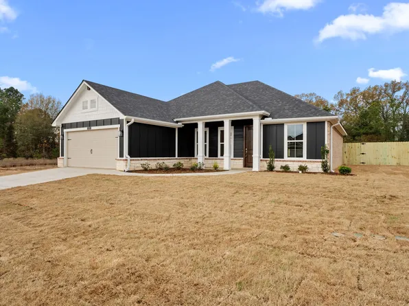 1533 Shug Ln, Lindale, TX 75771