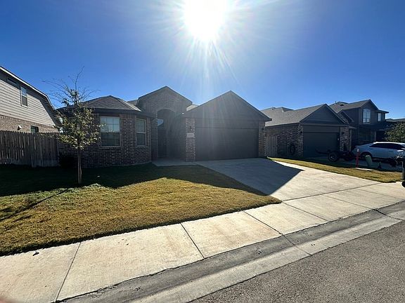 3rd image of 1722 Twin Falls Dr