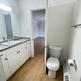 8 Peel St #6 — Photo 5