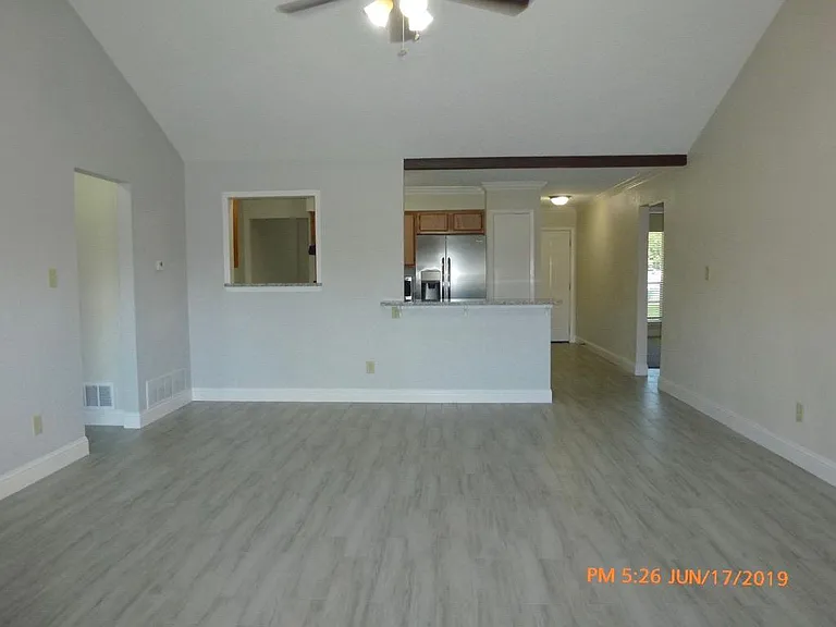 3920 Wendover Dr — Photo 4
