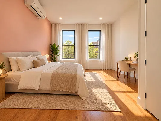 Bedroom, photo 1