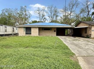 720 W 3rd St, Crowley, LA 70526