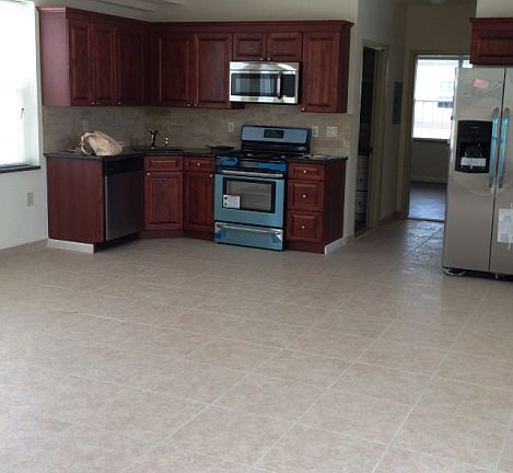 3rd image of 210 Carney St