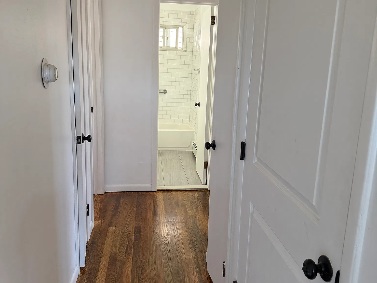 3 bed, 800 sqft, $2,750 — Photo 3