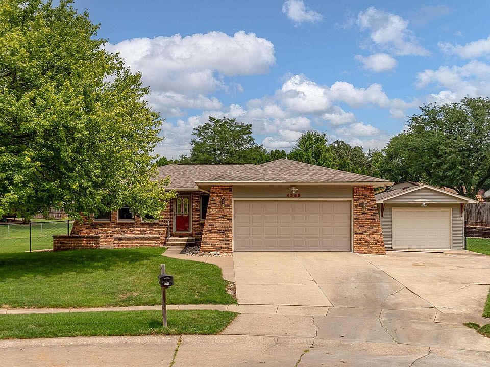 1st image of 4365 Augusta Ct