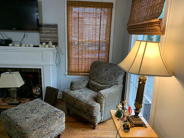 919 W Hickory St — Photo 17