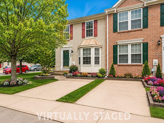2nd image of 82 Clemens Ln