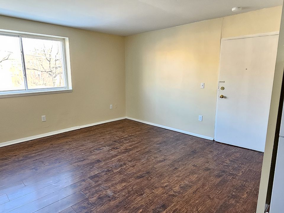 2nd image of 158 Fountain St #2J1