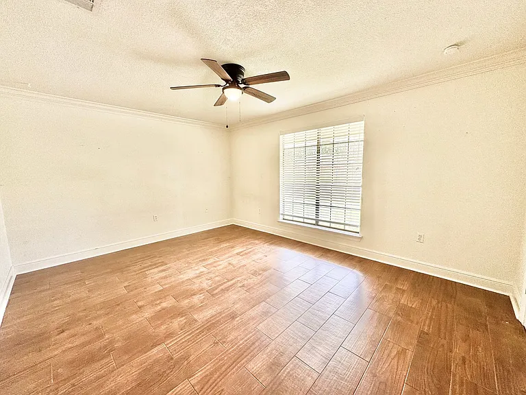 5016 Five Forks Dr — Photo 13