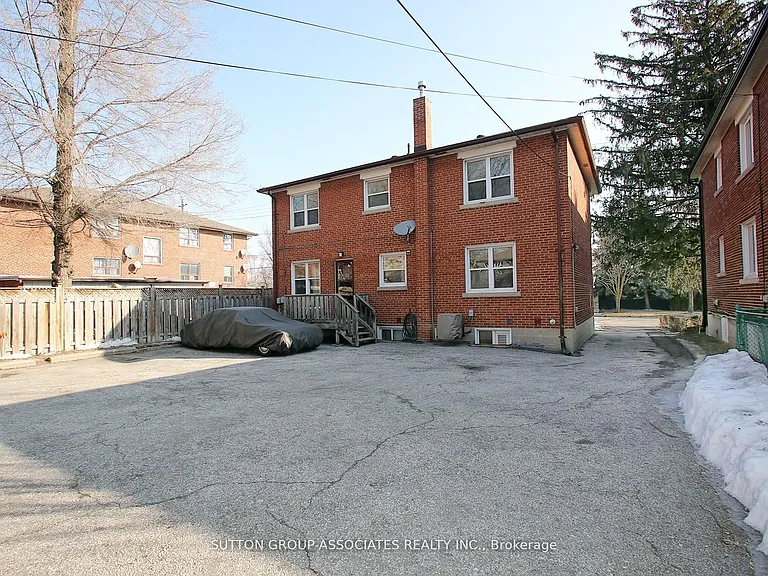134 Grand Ave #D — Photo 9