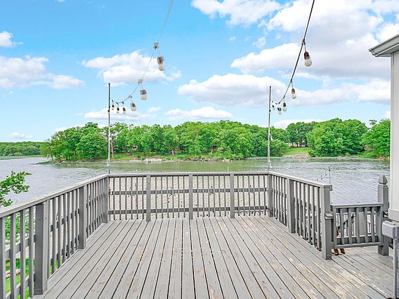 5th image of 1234 River Ter