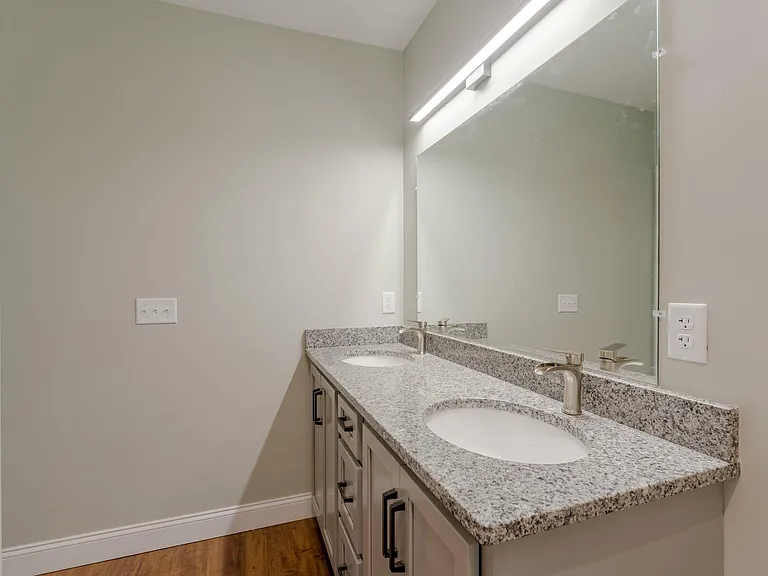 59 Fairlawn Ave #3 — Photo 5