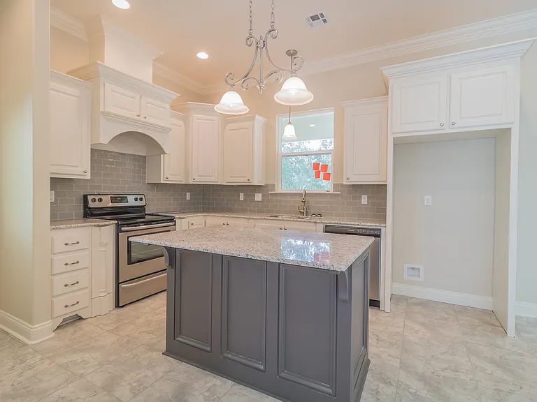 1026 Timber Trails Rd — Photo 2