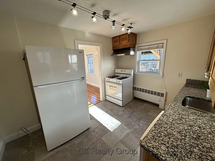 193 Orchard St — Photo 7
