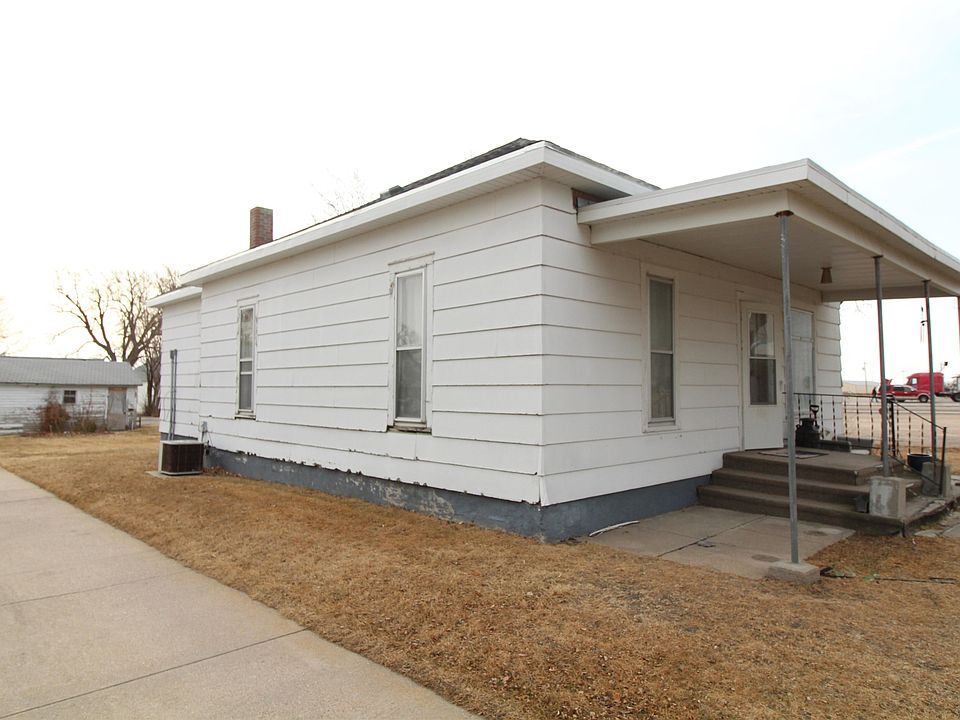 2nd image of 412 Sherman St