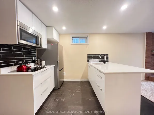 12 Tanglewood Trl #Basement, Markham, ON L3T 6V4