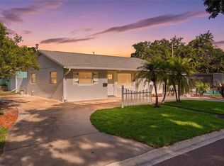 695 41st St N, Saint Petersburg, FL 33713