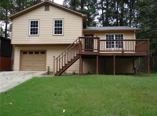 672 Springhollow Dr, Marietta, GA 30008