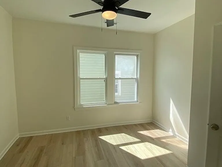 1011 S 7th St — Photo 14