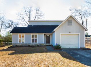 7014 Pantego Dr, Fayetteville, NC 28314