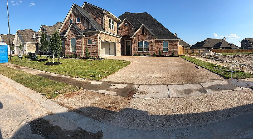 1st image of 4008 Crooked Creek Path