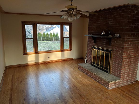 5th image of 506 N 105th St