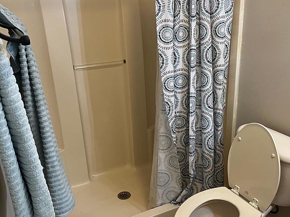 4th image of 22047 Mallard Cove Ln