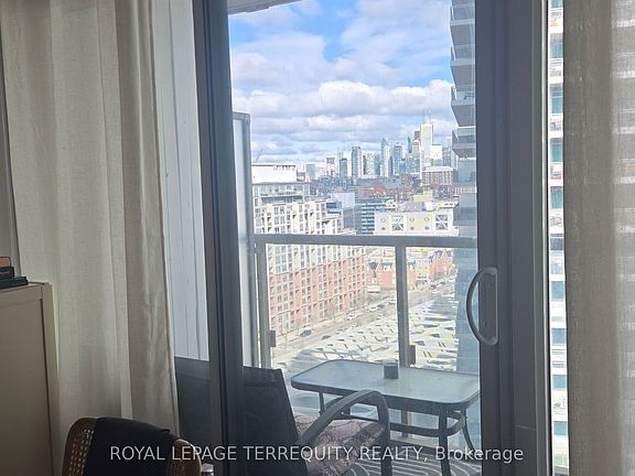 5th image of 125 Western Battery Rd #1606