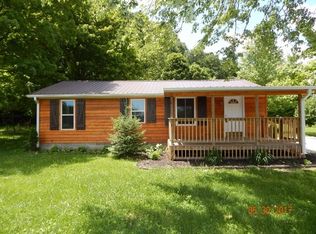 11735 E Casey Hollow Rd, Pekin, IN 47165
