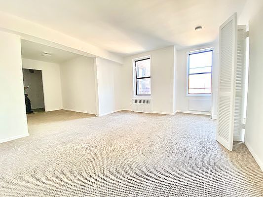 3rd image of 86-03 Queens Blvd #7W