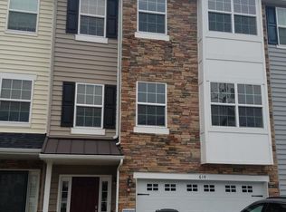 614 S Twin Lakes Blvd, Newark, DE 19711